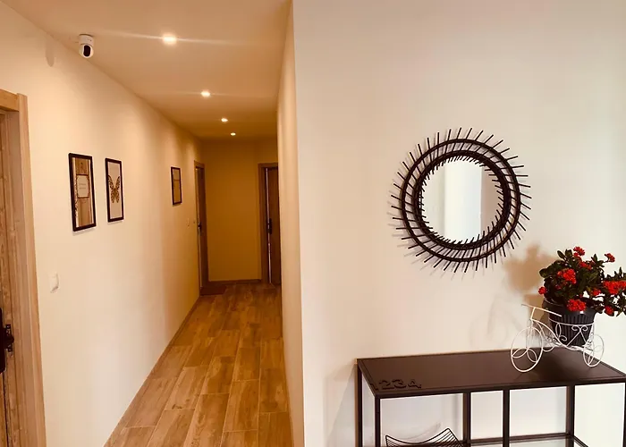 Lurgorri By Gernihost